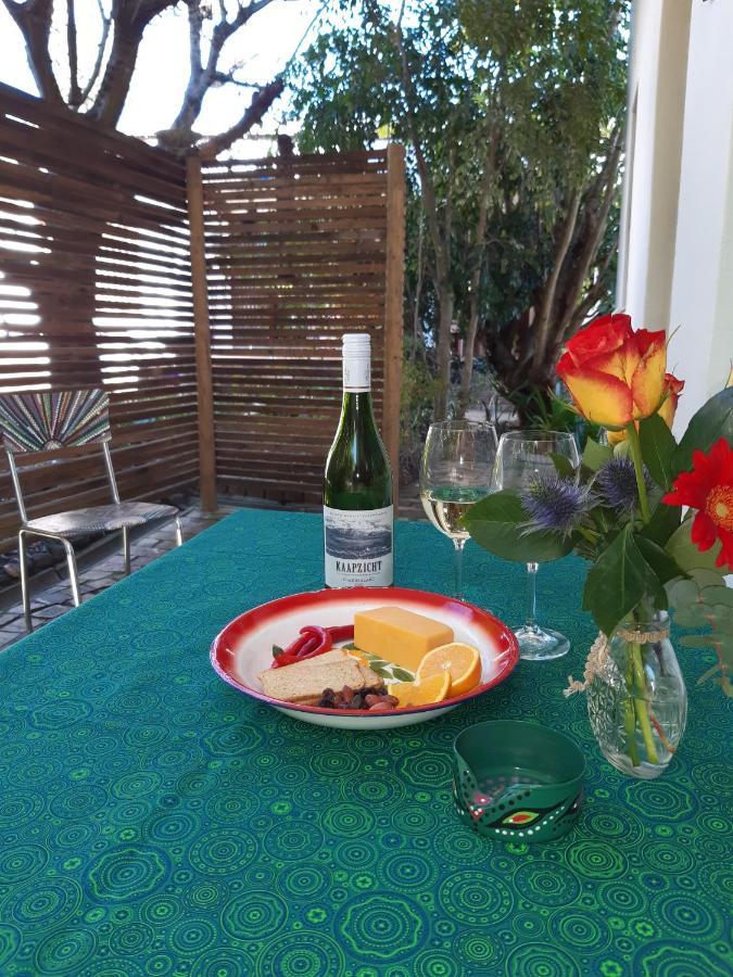 16 Rhodes-North Self Catering Apartment & Studio Stellenbosch Eksteriør billede